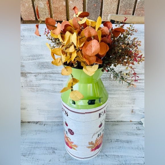 *Harvest Metal Milk Can Green - Picture 8 of 11